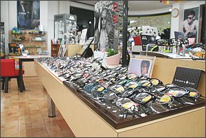 �}�C�X�^�[�X��