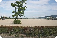 �Γ�s�Ă܂�̒��ԏ�