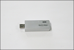 USB�ڑ��̃e���r�`���[�i�[