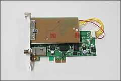 PCIEx�o�X�ڑ��̃e���r�`���[�i�[